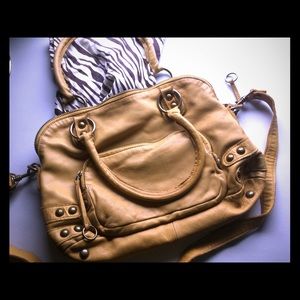 Linea Pelle handbag